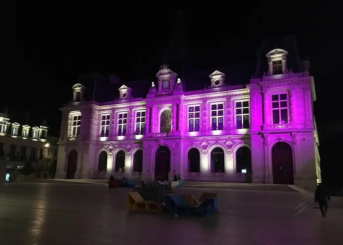Le Square : Appartement Climatise En Centre Ville
